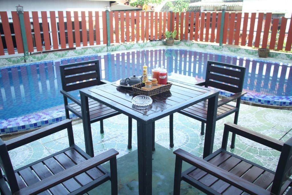 Vang Vieng Freedom Star'S Hotel Exterior photo